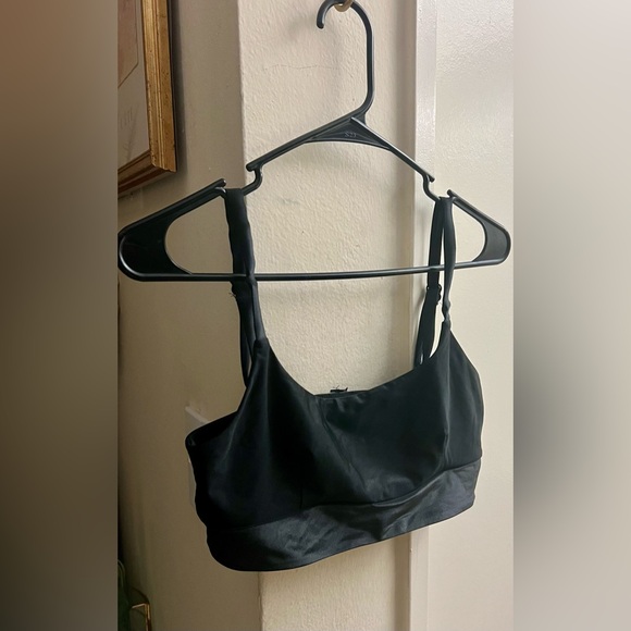 BALANCE ATHLETICA- Women's Black Sports Bra- EUC - Picture 3 of 9